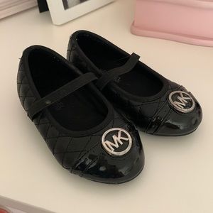 Michael Kors Girls Quilted Flats